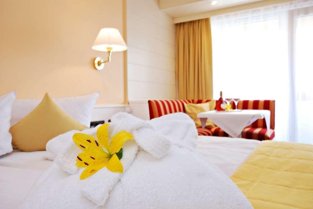 Hotel Wittelsbacher Hoeh Вюрцбург Номер фото